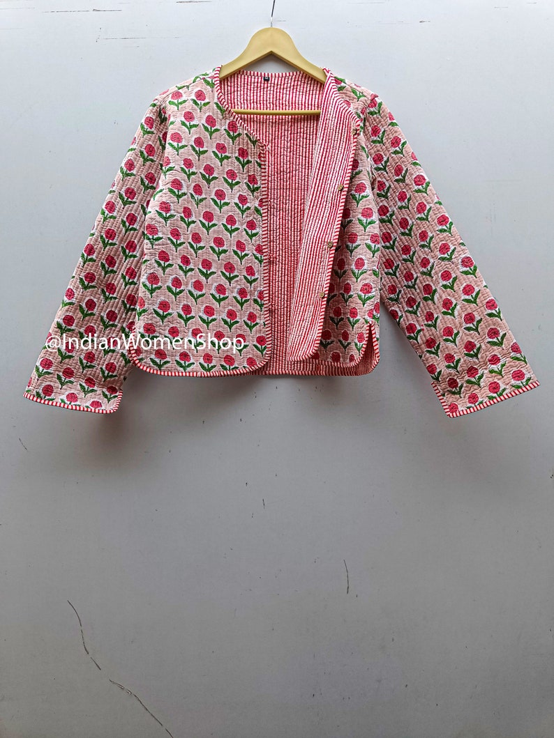 Giacca trapuntata in tessuto con stampa floreale rosa a blocchi Giacca corta Kimono Kantha Cappotto da donna Giacca corta nuovo stile immagine 2