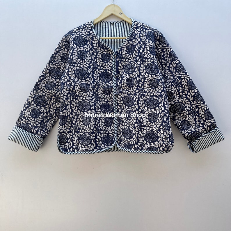Giacca con stampa a blocchi indaco Giacca trapuntata blu corta a kimono per cappotto da donna Blazer floreale di nuovo stile immagine 2