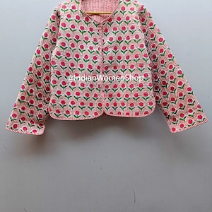 Giacca trapuntata in tessuto con stampa floreale rosa a blocchi Giacca corta Kimono Kantha Cappotto da donna Giacca corta nuovo stile immagine 3