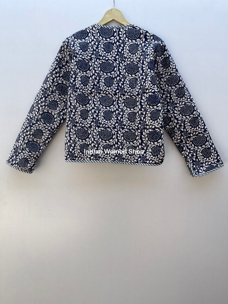 Giacca con stampa a blocchi indaco Giacca trapuntata blu corta a kimono per cappotto da donna Blazer floreale di nuovo stile immagine 6