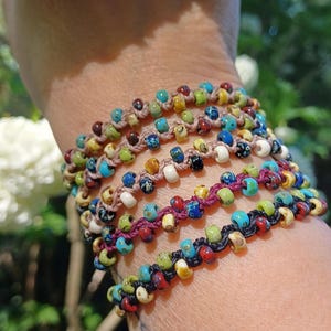 Braccialetto di perline Miyuki in stile nativo americano - Gioielli tribali in macramè intrecciati a mano - Braccialetto dell'amicizia regolabile unisex, regalo boho per uomo e donna