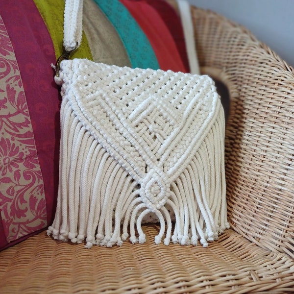 Sac Bandoulière Boho Chic en Macramé couleur Naturel - Coton 100% Recyclé & Oeko-tex - Fait Main par mes soins - Sac Hippie Bohème Chic