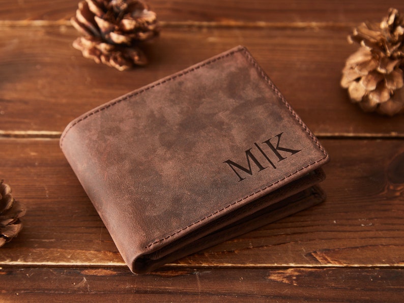 Engraved Genuine Leather Wallet Personalized Leather Wallet Anniversary Gift For Him, Husband, Boyfriend, Men, Dad Gift From Daughter imagem 6