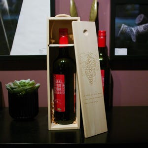Handcrafted Solid Pine Wine Box – Single & Double Bottle Options, Custom Engraving