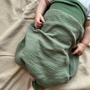 Musselin Schlafsack Strampelsack 100% Baumwolle Musselinschlafsack Sommer atmungsaktiv altgrün grün für Kinder