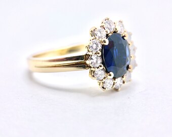 Bague saphir bleu 18 carats or jaune Daisy Diamonds Kate, bague saphir or, bague saphir diamant, bague saphir bleu marguerite