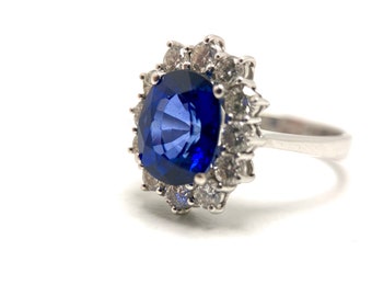 18k white gold diamonds blue sapphire ring Kate, white gold diamonds gold sapphire ring, Kate sapphire ring, Margherita Kate sapphire ring
