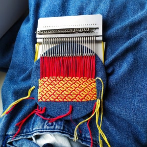 Craft Kits (28 hooks): Darning loom for weaving, Speedweve darner, Mending yarn, Weaving kits, Gift for grandmother, Knitting looms