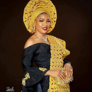 Copricapo e coprispalle Aso-oke gialli tagliati a mano, pronti da indossare, copricapo tradizionale e mantello, abbigliamento Aso-oke, abbigliamento per eventi