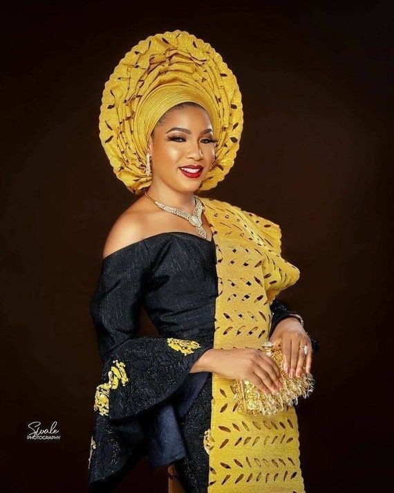 Yellow Handcut Aso Oke Ready to Wear Headwrap and Shoulder Gear