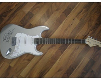 Electric guitar, guitar signed by Merzad Marashi