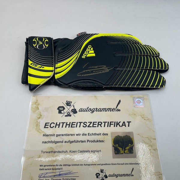 Goalkeeper glove Koen Casteels signed autograph Wolfsburg New COA