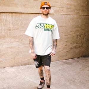 Koszulka parodia Budway Weed Tee Chill Stoner Graphic Top Ape Eyes Face Meme Tee Burn Fresh Pot Humor T Shirt dla miłośników trawki