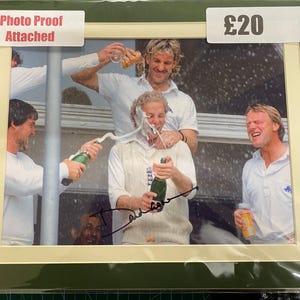 Cricket England David Gower personally signed photograph