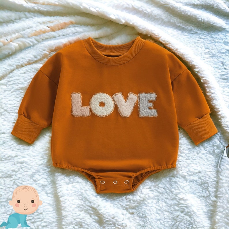 Geborduurde liefde romper, geborduurde liefde bodysuit, geborduurde baby romper, geborduurde baby bodysuit, borduurwerk romper, borduurwerk cadeau afbeelding 6