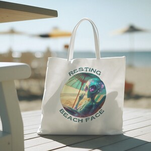 Torba typu tote Resting Beach Face Adventurous Alien