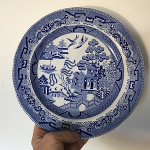 Principios del siglo XIX, Jorge III, plato chinoiserie antiguo en blanco y negro, c. 1800-1820