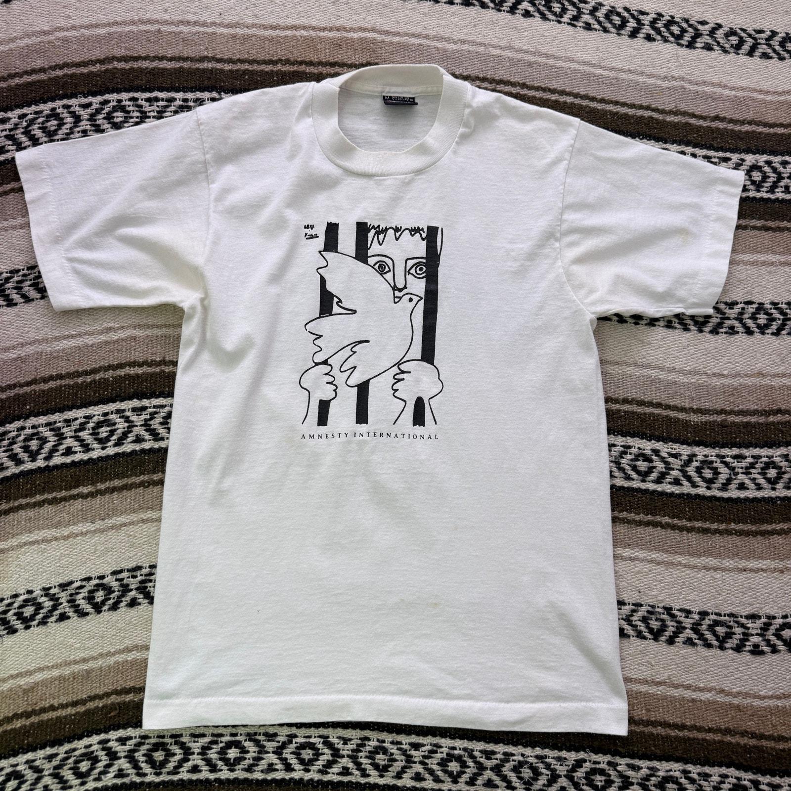 Vintage Amnesty International Shirt - Etsy