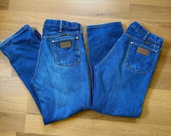 Lote de 2 pantalones vaqueros Wrangler Western Denim azules vintage de hombre de los años 80, talla 34 x 29, fabricados en EE. UU.