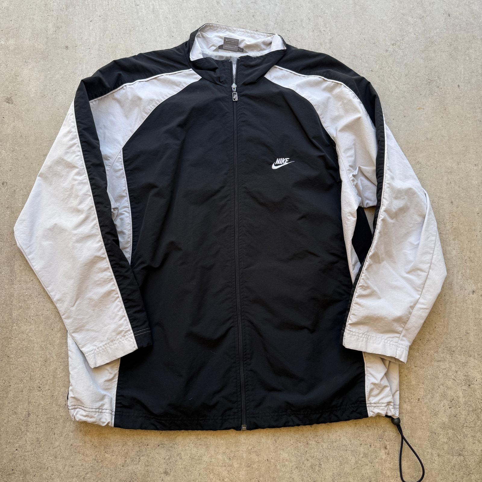 Men's Vintage Nike Black Silver Zip up Shell Track Windbreaker