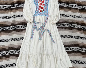 Women's Vintage 70's Handmade Sleeved White Red Floral Maxi Prairie Dress Sz M