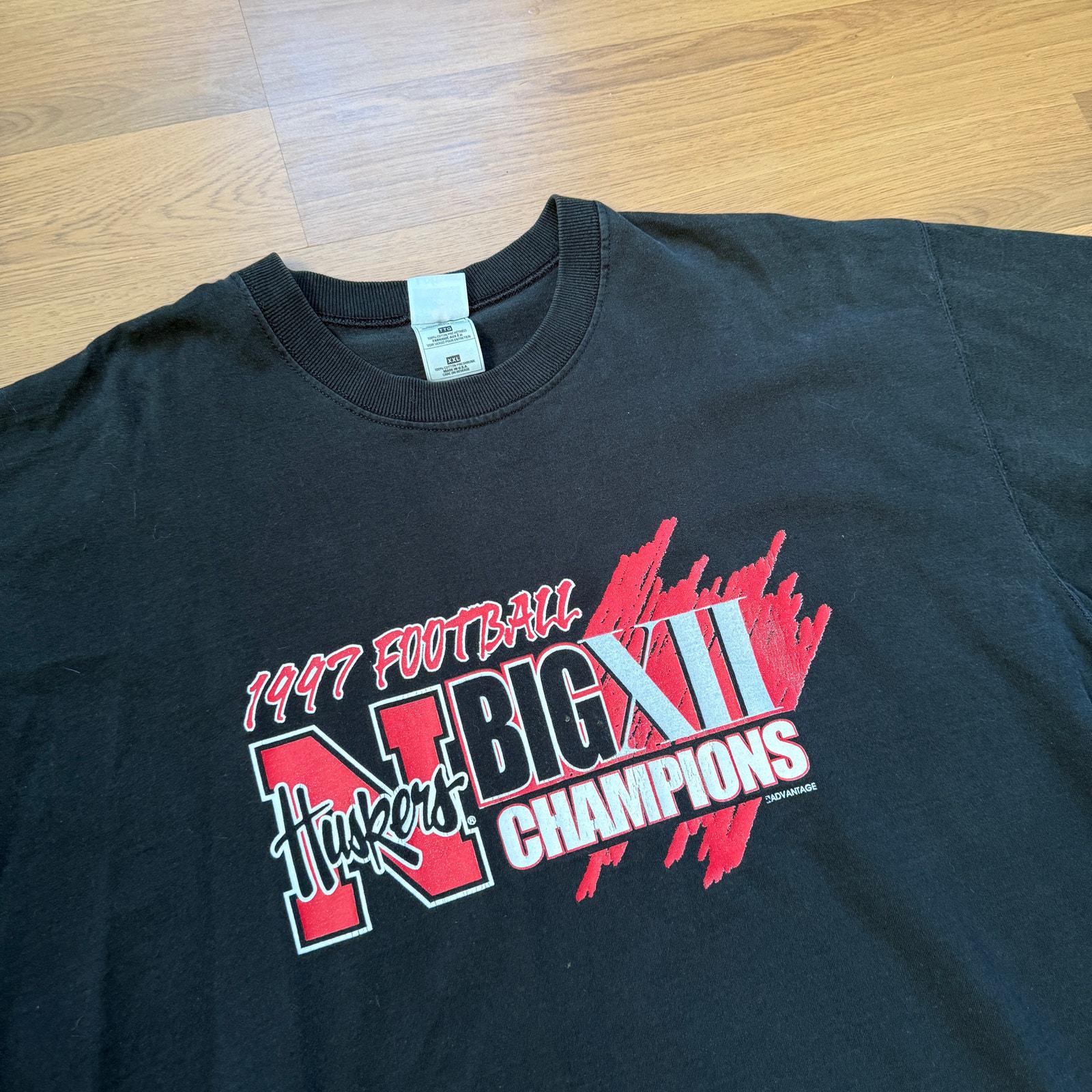 Vintage 1997 Nebraska Corn Huskers Football Big 12 Champions Black