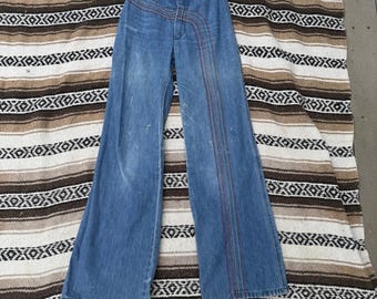 Women's Vintage 1970's Rainbow Embroidered Denim Blue Flare Jeans Sz 25 x 33 (2)