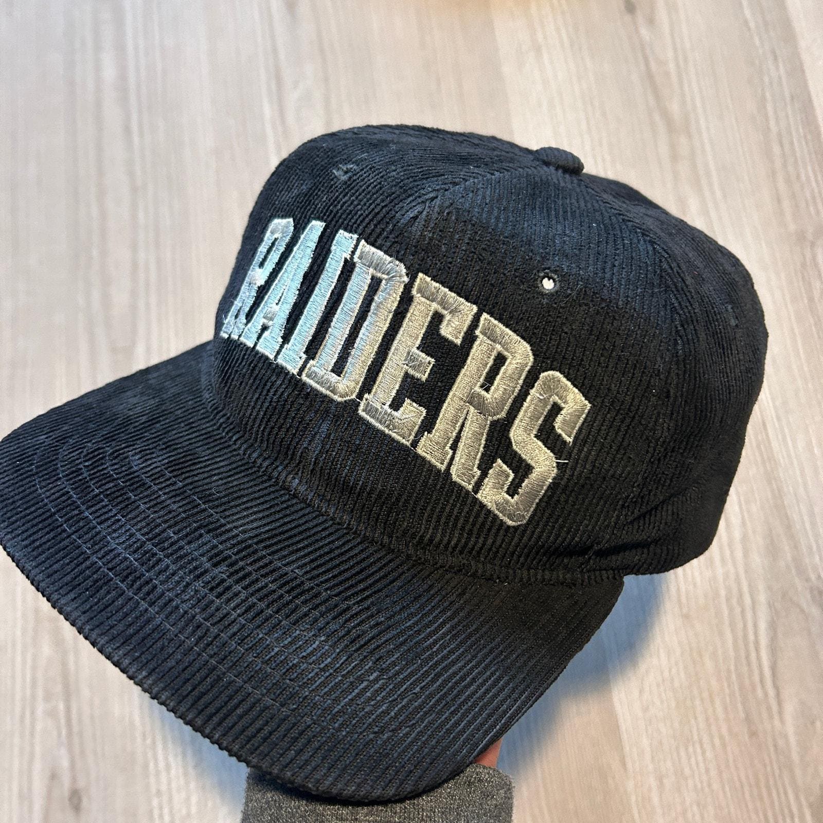 Vintage 90's Starter Los Angeles Raiders Corduroy Black Arch