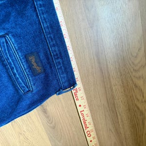 Vintage Wrangler jaren 90 dames Wrangler hoog getailleerde donkerblauwe denim westernjeans 30 x 32 afbeelding 7