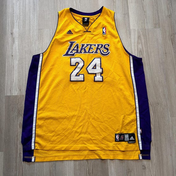 Maillot de basket ball Kobe Byrant 24 Los Angeles Lakers Adidas pour homme jaune taille 2 TG Etsy Canada