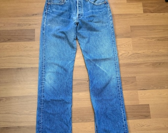 Men's Vintage 2000's Levi's 501 XX Button Fly Denim Light Blue Jeans Sz 34 x 34