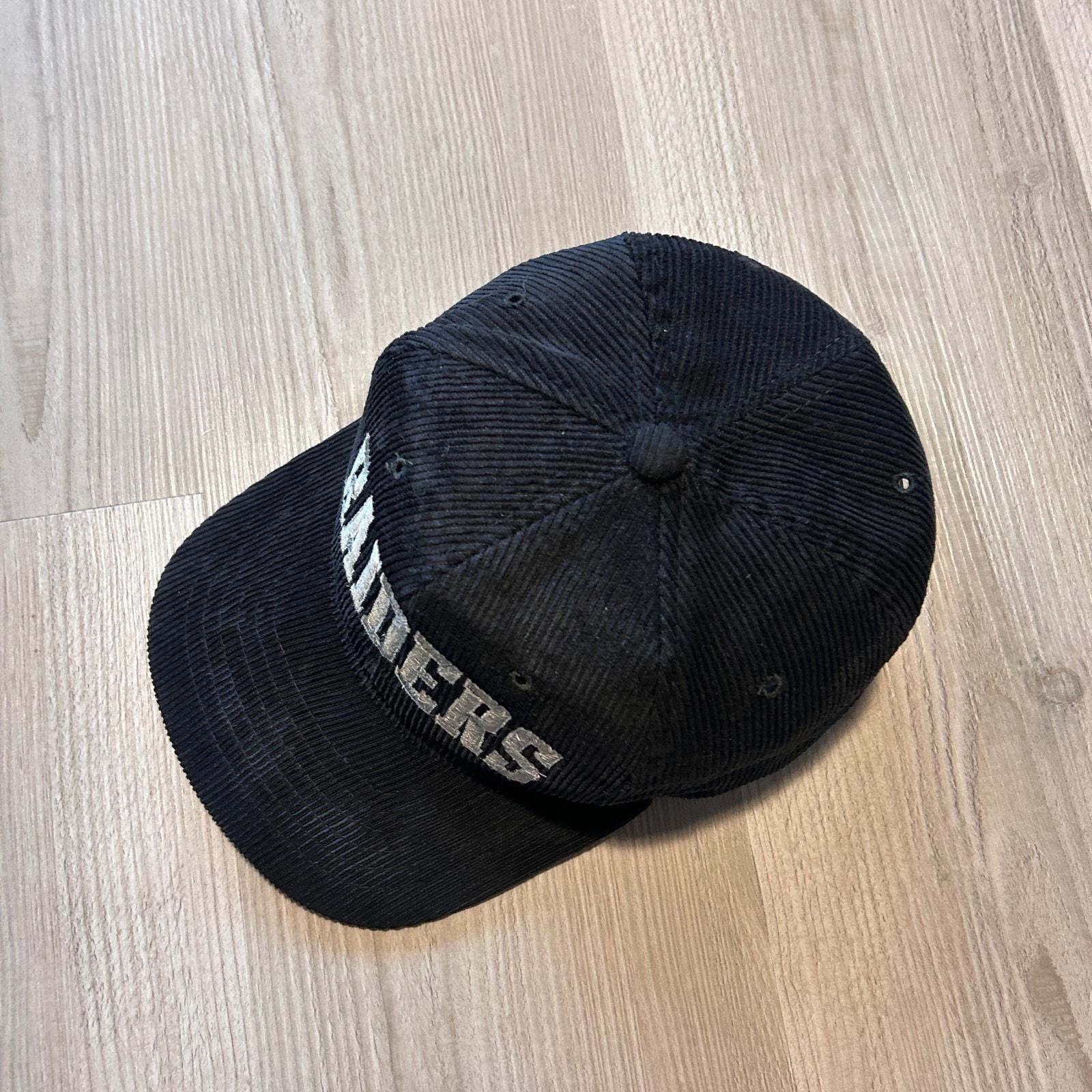 Vintage 90's Starter Los Angeles Raiders Corduroy Black Arch