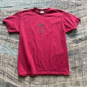 Vintage jaren 90 La Paloma Arizona rood roze geborduurd T-shirt heren, maat (grote maat VTG .)