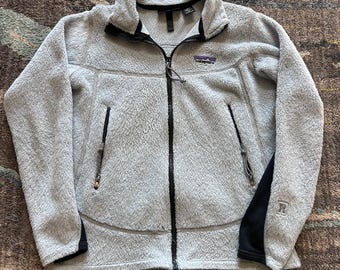Cream patagonia pullover deals