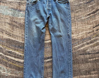 Męskie jeansy Levi's 501 XX Button Fly z lat 2000. w kolorze jasnoniebieskim, 35 x 30