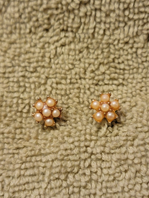 Small faux pearl stud earrings