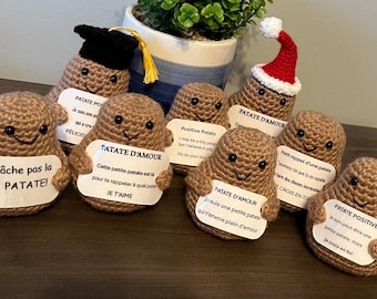 Crocheted positive potato. Motivational gift, emotional support gift. Smiling potato plush with an encouraging message.