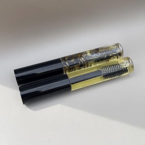 All natural eyelash and brow growth serum