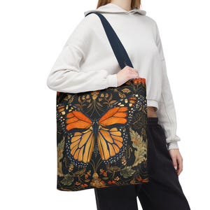 William Morris-inspirerad monarkfjärilsväska med gotiskt tryck | Mörkblommig marknadsväska bild 9