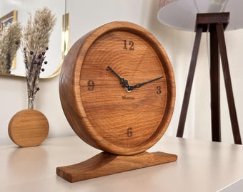 Handmade Beech Wood Table Clock – Silent Desk Decor
