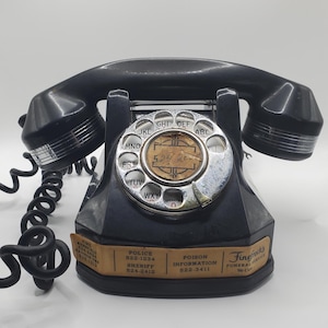 1940&#39;s Antique Automatic Electric Monophone AE40 telephone Vintage Art Deco Chrome