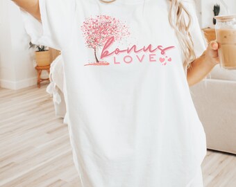 Maglietta Bonus Mom Comfort Colors, regalo per la matrigna, maglietta per la festa della mamma della famiglia allargata per la seconda mamma, regalo Bonus Love Heart Tree per la matrigna