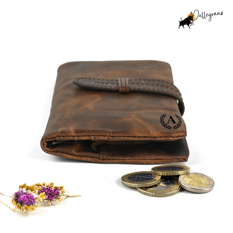 A sleek, personalized leather wallet for him or her. Vintage design, long style, crazy horse leather – stylish and practical.
#PersonalizedWallet #MensGift #VintageStyle #GiftForHimHer #EtsyFavorites