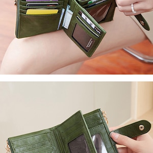 Give the gift of elegance! Faux leather trifold wallet with buckle & double zipper compartments. Stylish and practical.
#AnniversaryGift #FashionWallet #GiftForWife #WomenAccessories #GiftInspo #TrifoldStyle