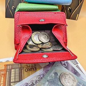 This mini coin purse is the perfect everyday essential! Made of soft leather and personalized just for her, it’s a great compact wallet that fits any style. A lovely gift for women of all ages.
#GiftIdeasForHer #MiniWallet #PersonalizedLeather #CustomMadeGifts #BirthdayGiftIdeas #WomensStyle2025 #ChristmasPresents #CuteGift