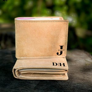 Cartera de piel de camello personalizada para hombre / Hecha a mano con bloqueo RFID / Regalo para papá o esposo / Cumpleaños o aniversario / Bolsillo oculto para Airtag