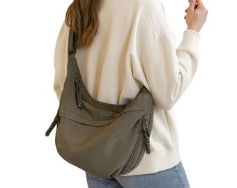 Vintage 90s Black Cargo Multi Pocket Soft Leather Sling  display picture 1