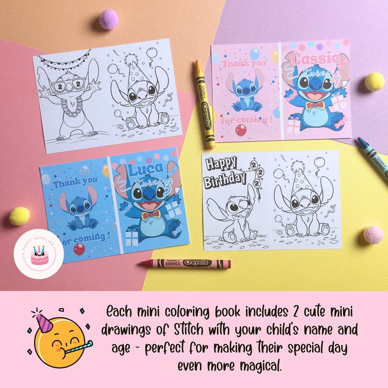 Op de afbeelding: Mini kleurboeken met Stitch-illustraties. De boeken bevatten twee tekeningen van Stitch, sommige gepersonaliseerd met namen en leeftijden. Crayola-kleurpotloden zijn inbegrepen. De boeken zijn in verschillende kleuren, waaronder roze en blauw.