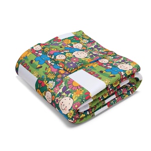 Cozy Arctic Fleece Blanket | Colorful Pattern, Perfect for Home Decor, Gift for All Occasions, Cozy Throw, Warm Winter Accessory