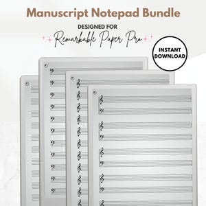 Może przedstawiać: Trzy różne rozmiary pustych notesów z papierem nutowym, zaprojektowane dla tabletu Remarkable Paper Pro. Notesy są białe z czarnymi liniami i kluczami wiolinowymi.